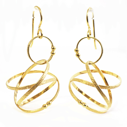 Mobius Loop Earring
22K gold vermeil
ERDR37-G Mobius Loop Earring
22K gold vermeil
ERDR37-G